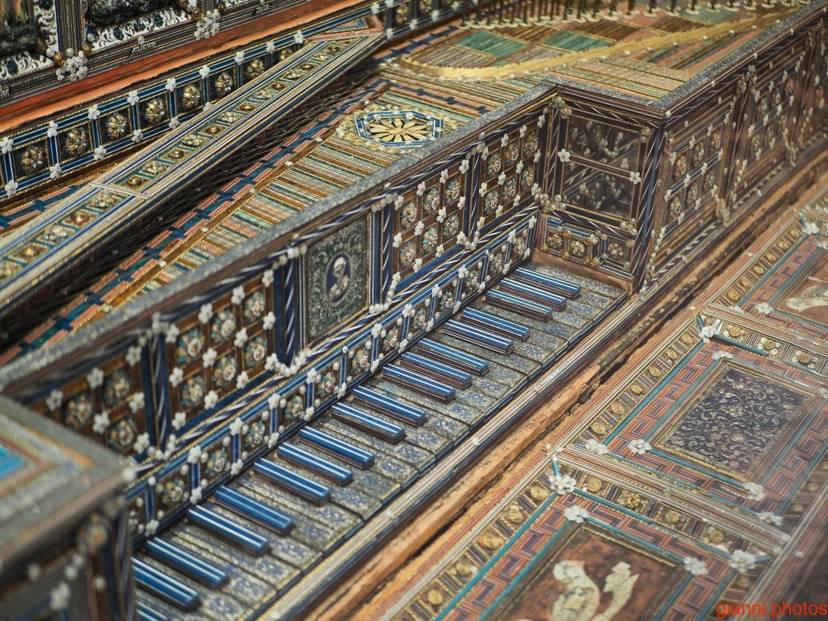 London Victoria and Albert Museum